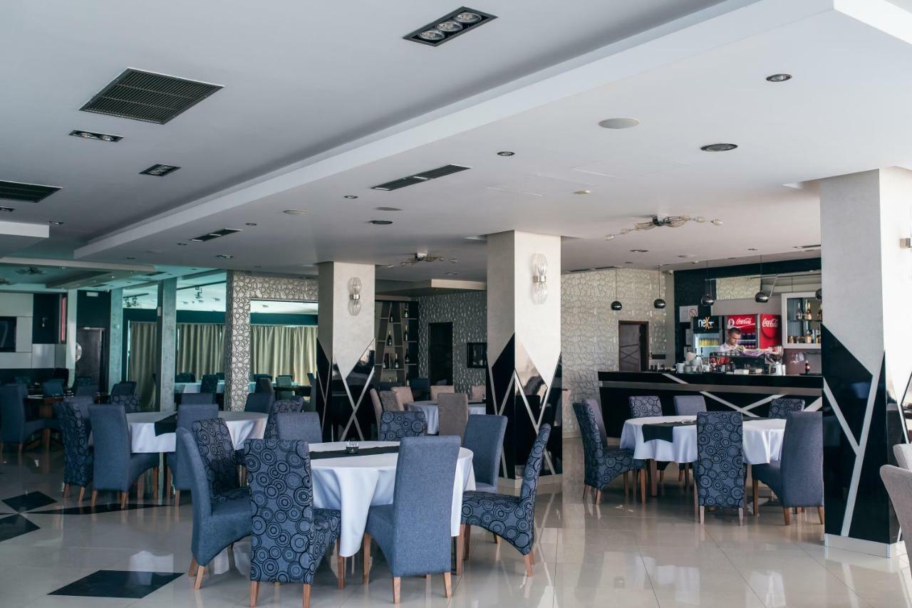 Hotel Euforia Lounge Šabac Exteriör bild